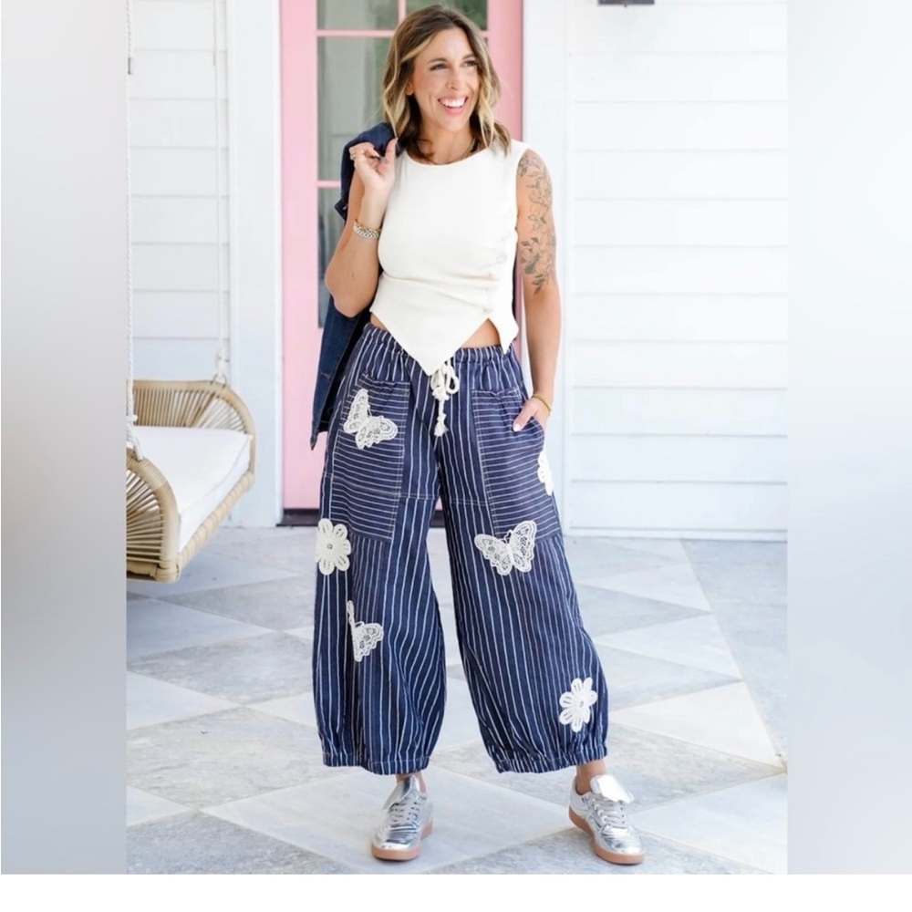 DAVI & DANI Navy Striped Wide Leg Pants with Floral Details